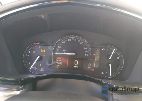 2017 Cadillac Xt5 Standard z USA, uszkodzony, nr VIN 1GYKNARSXHZ113346